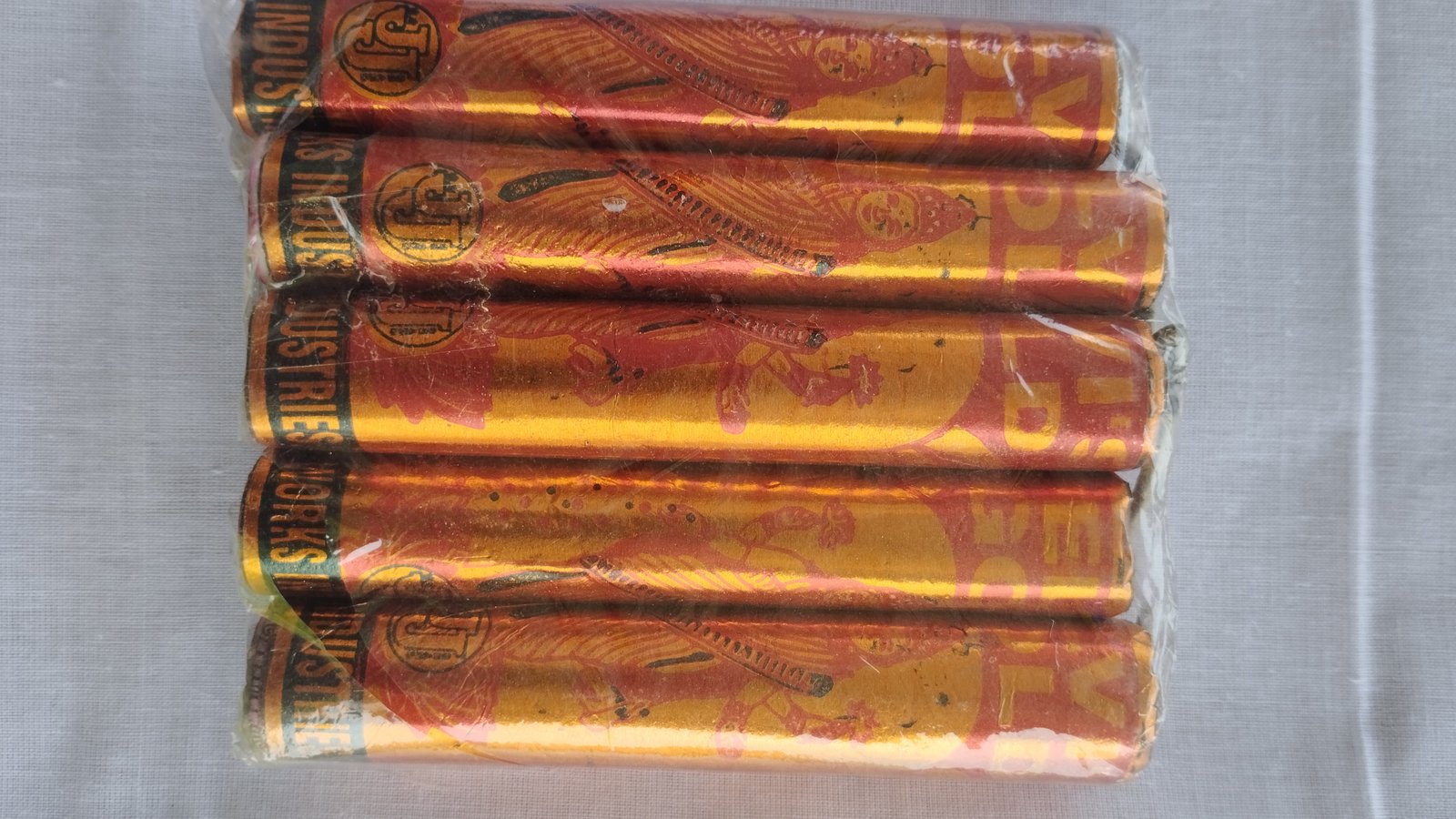 4'' GOLD LAKSHMI / 4" கோல்டு லட்சுமி